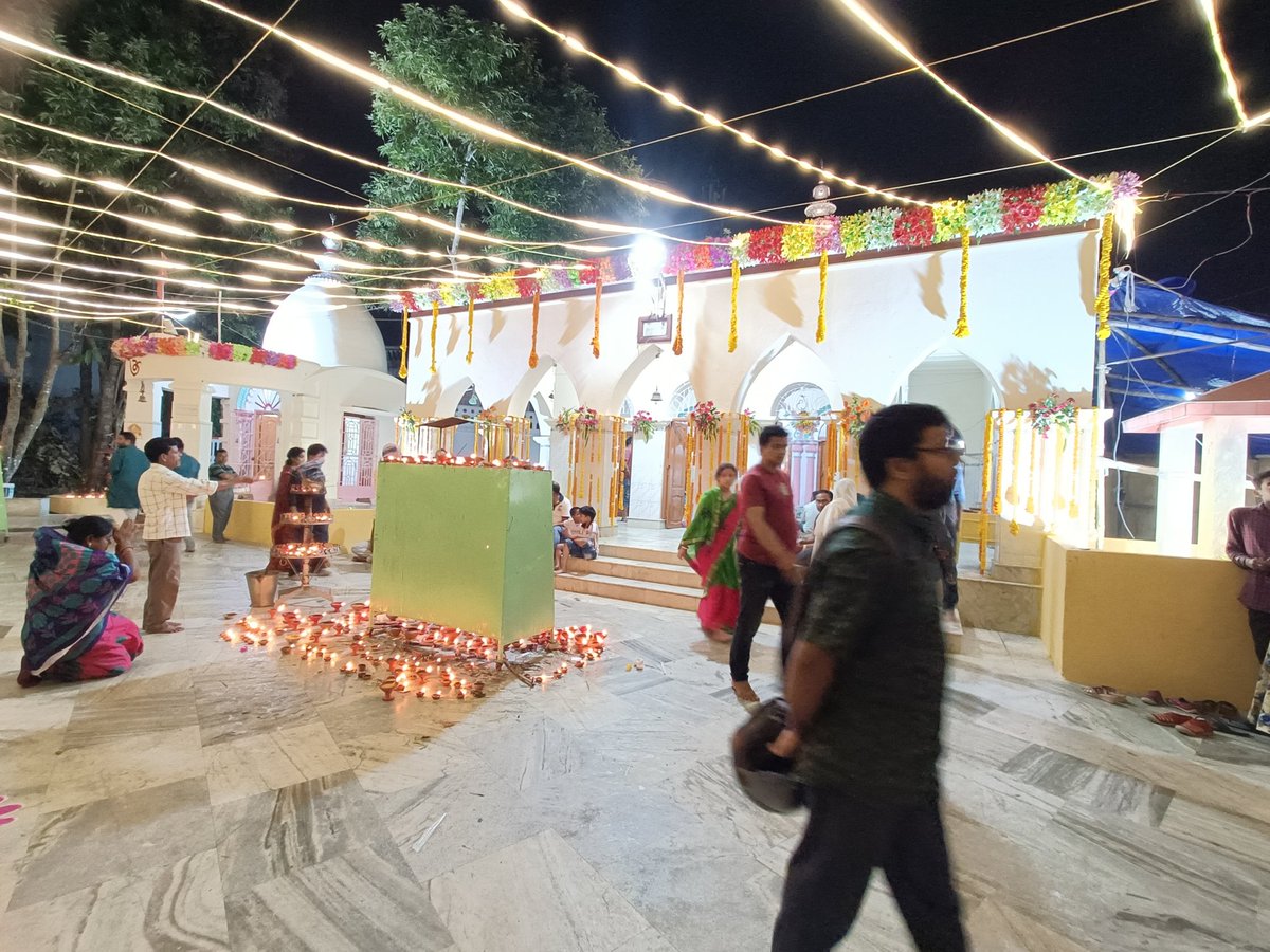 SwarupDas_Bls's tweet photo. over ignorance, joy over grief and light over darkness.
Let the inner Light within us enlighten us to serve mankind to the best of our capacity.
#SubhDeepavali to all.

#HappyDiwali #BetterBalasore https://t.co/vEtC1AYnli