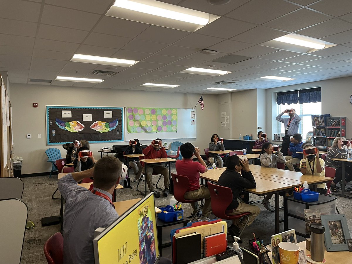 Our 1st day of #GRAThirst was a success! Virtual tour of Mumbai, India. Map of participants, book talk and author video. Lots of excitement from my students! <a href="/varshabajaj/">Varsha bajaj</a> #LoveBeingACardinal Thank you, <a href="/jenchancecook/">Jennifer Chance Cook</a>!