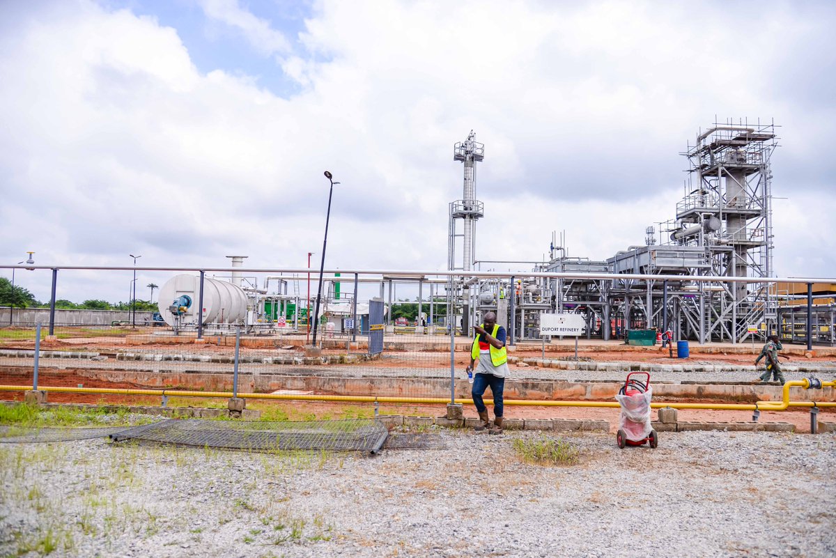 GovernorObaseki's tweet photo. Today, I personally inspected the progress of work and witnessed the first day test run of Duport Energy Park, promoted by the Nigerian Content Development and Monitoring Board (NCDMB) and Duport Midstream Company Limited, in Orhionmwon local government area of the state. 1/2 https://t.co/hMugsaXf8r