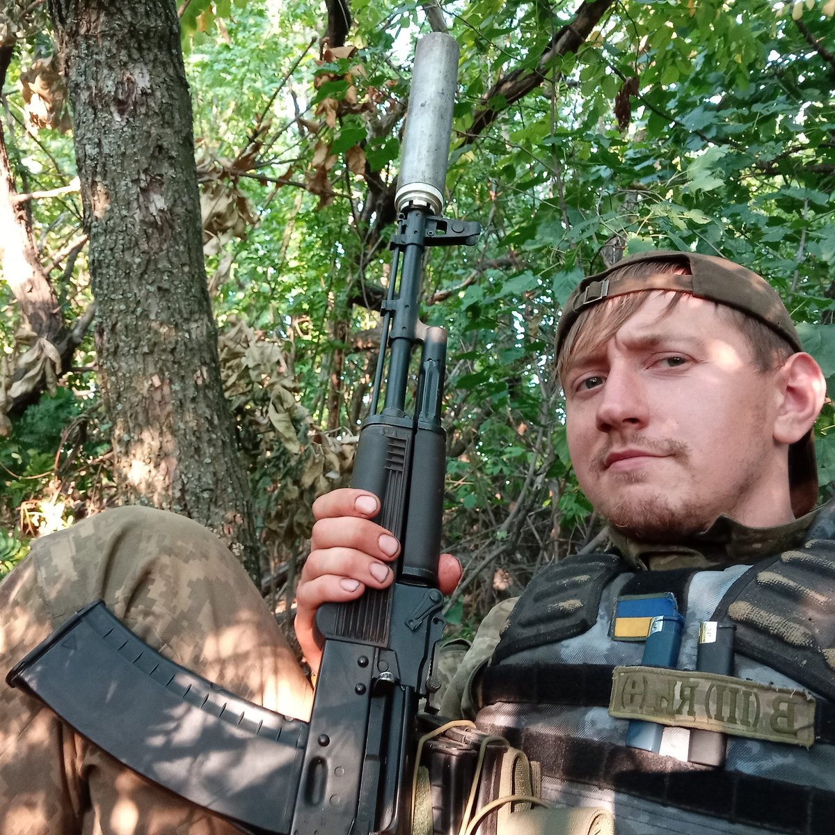 vikkahmr's tweet photo. Друзі, прошу максимальної підтримки для мого хорошого знайомого, який активно стояв на лінії оборони і пиздив русаків🤬 5375414127508322, вдячна буду кожному💔❣️ https://t.co/Mk8YXUPXXJ