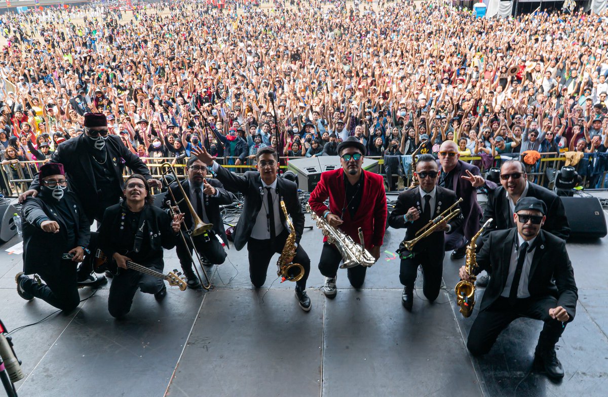 RodMorfin's tweet photo. Este fin de semana dos shows increíbles en @TecateComuna Puebla ¡Gracias totales!
#WeDoTheSka #OutOfControlArmy https://t.co/9aEjNHvQoG