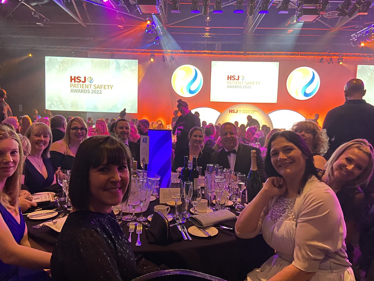 Excited for the HSJ awards to start @Naomipurdie04 @OT_HannahTate @CReesHDUHB @AnnaSharman11 @SarahHPhysio @SCAS999 @HHFTnhs @Southern_NHSFT #integratedworking @hsj_awards @mcginnesali @CherylDavies22