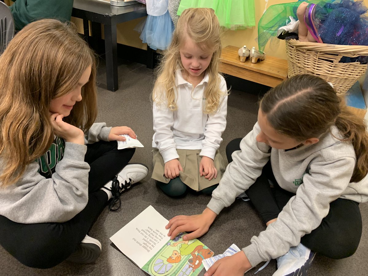 MrsLaschowski's tweet image. Learning Buddies with JKA!