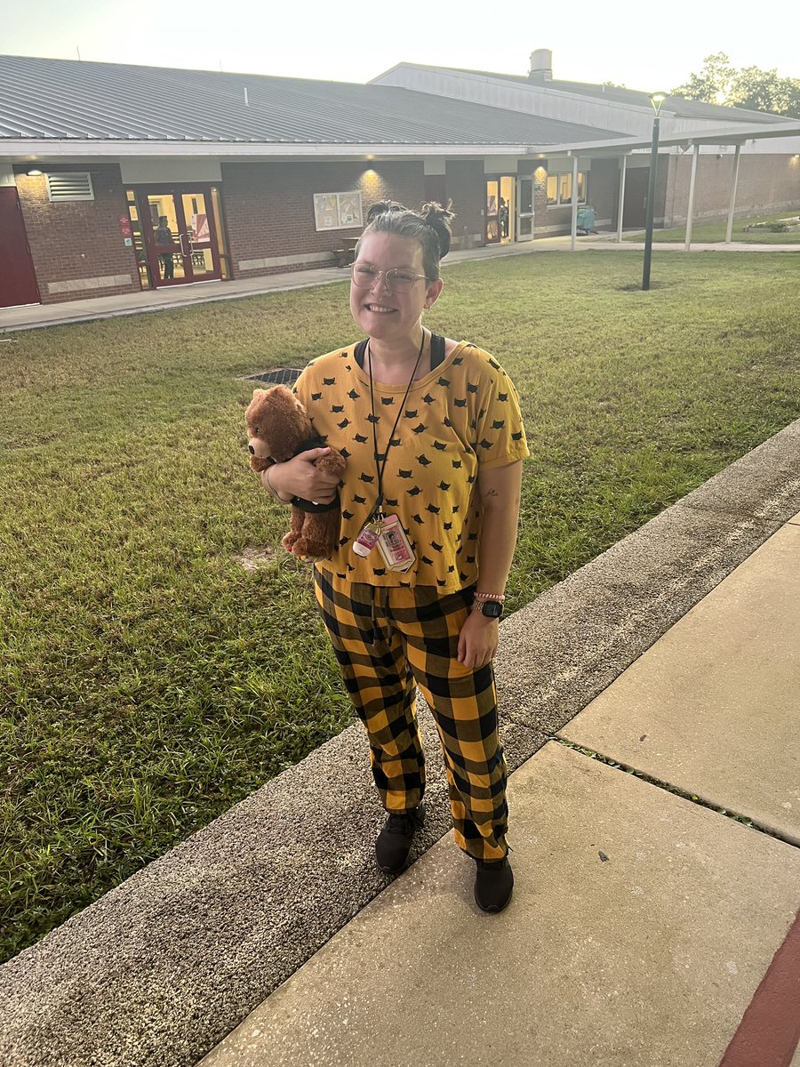 TaylorH3523's tweet photo. #redribbonweek PJ day! @Ms_Caracola @freedomvolusia #freedomelementary https://t.co/bR8qQGI4Xj