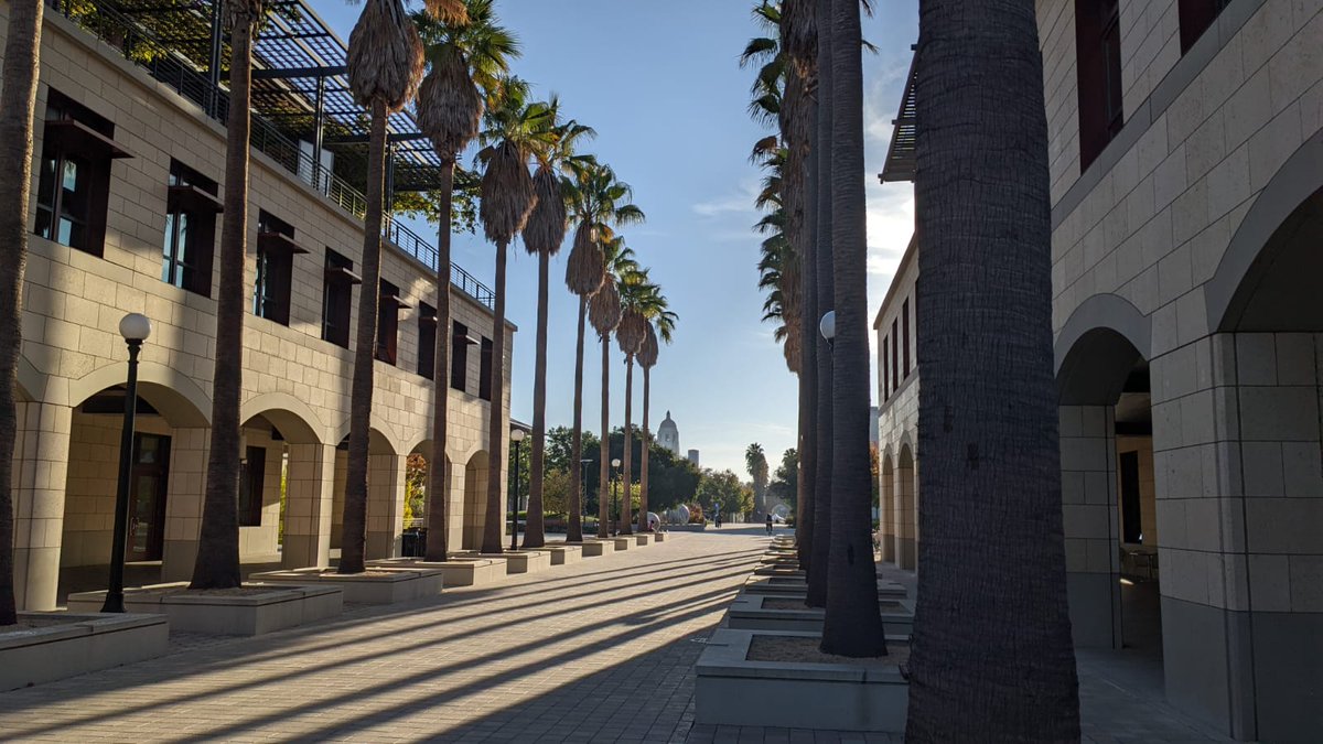 SchmidtFellows's tweet photo. We have started our Northern California Global Meeting with the 2021 and 2022 cohorts hosted by @Stanford @UCBerkeley. This week Fellows will be exposed to leading thinkers, cutting-edge science on facilitating interdisciplinary research, and more! https://t.co/xzQ84yPIfQ