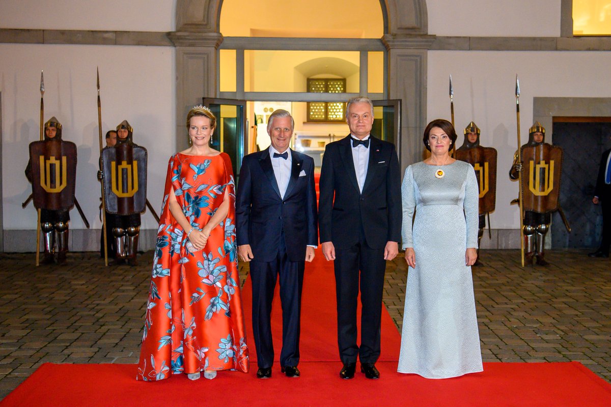 Pleased to welcome Their Majesties the King & the Queen of the Belgians to the Palace of Grand Dukes of Lithuania in Vilnius. Honored to present the history & cultural heritage of the Grand Duchy of Lithuania & explore common genealogical links between 🇱🇹&🇧🇪 royalties.