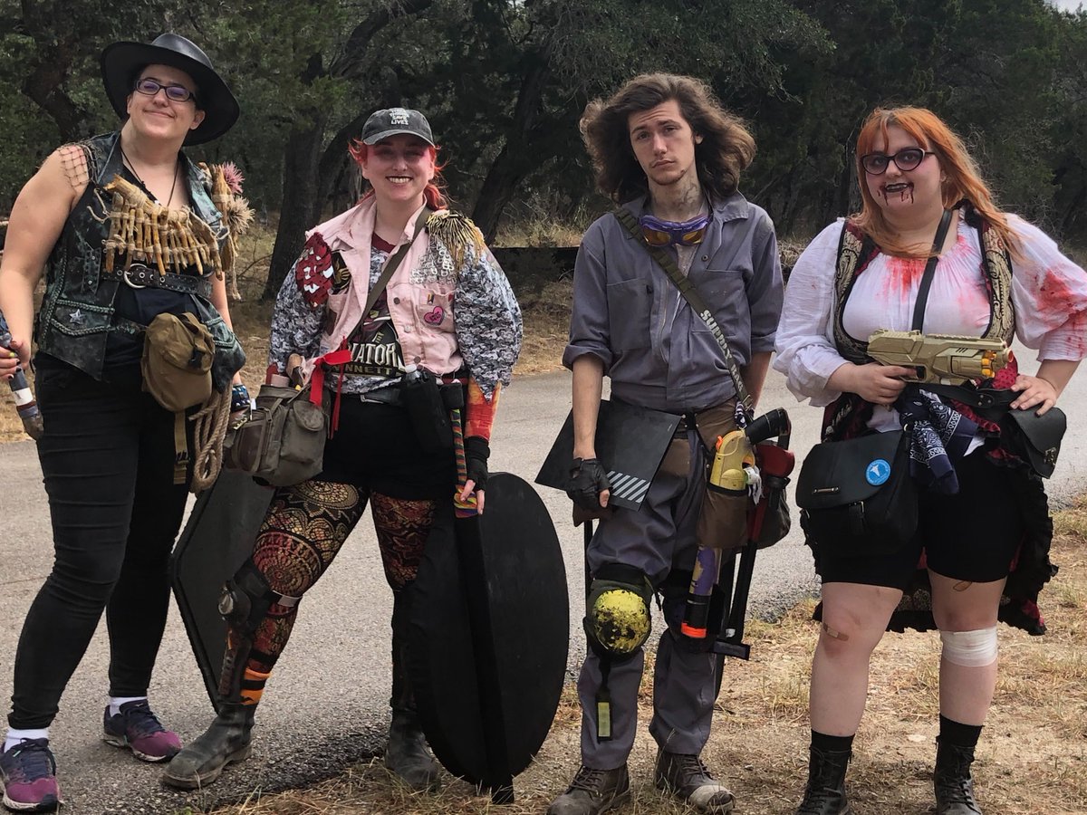 DavvyChappy's tweet photo. Photos from my Texas larp just released

#dystopiaRising
#larp
#DRTX https://t.co/moY0C8XAd8