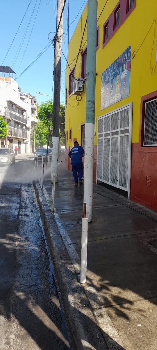 HectorN03153374's tweet photo. Hoy #EQUIPODGGIS con la cuadrilla de #Saneamiento en #BarrioINTA y #Barriofatima se realizó fumigación manual, fumigación móvil, corte de pasto, e Hidrolavado desinfeccion
@martingospedini
@Salas_Gabriel
@MariaMigliore
@gabimraida https://t.co/ubkbyKPMSP