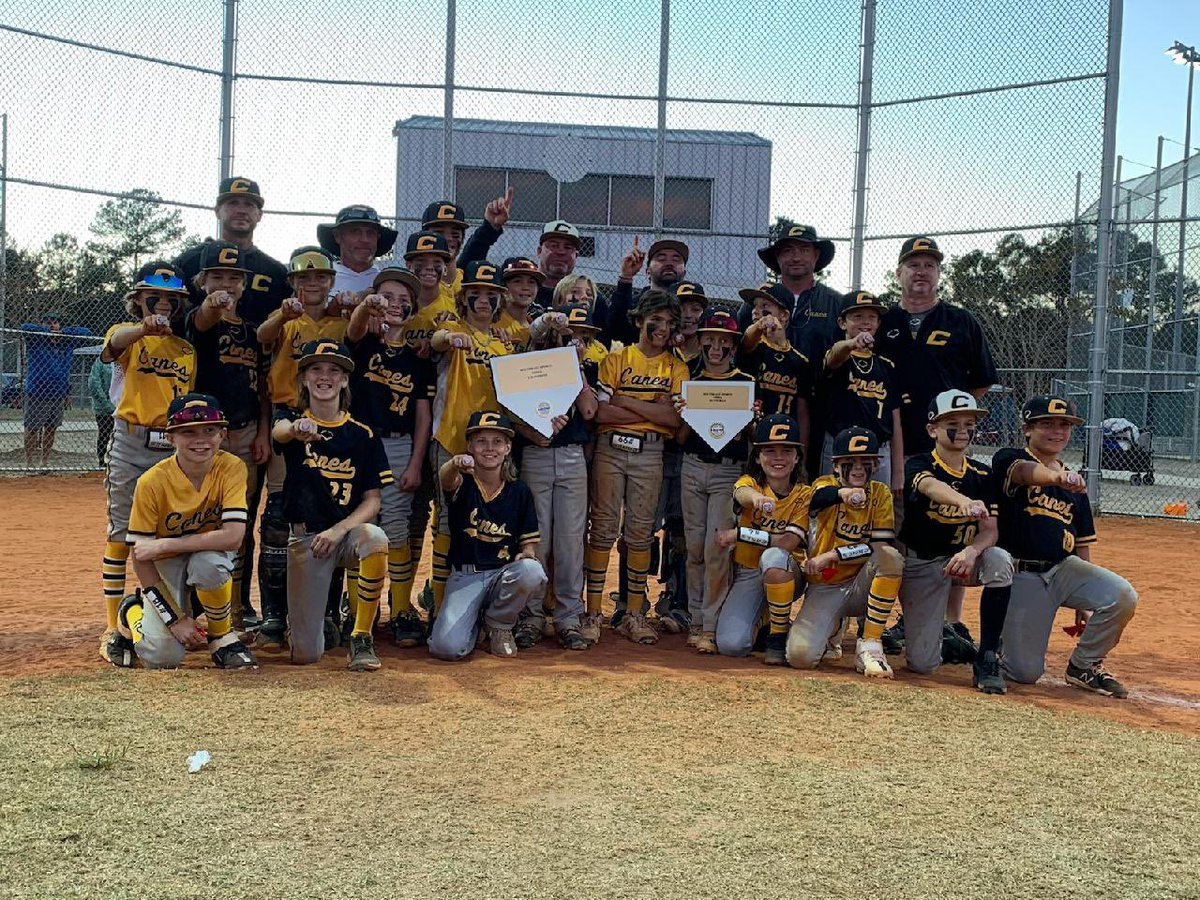 TheCanesBB's tweet photo. All Canes Championship this weekend! Canes Carolinas 12U Simpson brings home the crown defeating Canes 11U Simpson in the  championship of the Champions of Oceans Isle event. Congrats to both teams on a great weekend. #thecanes #futureisbright https://t.co/FFaONjZyFM