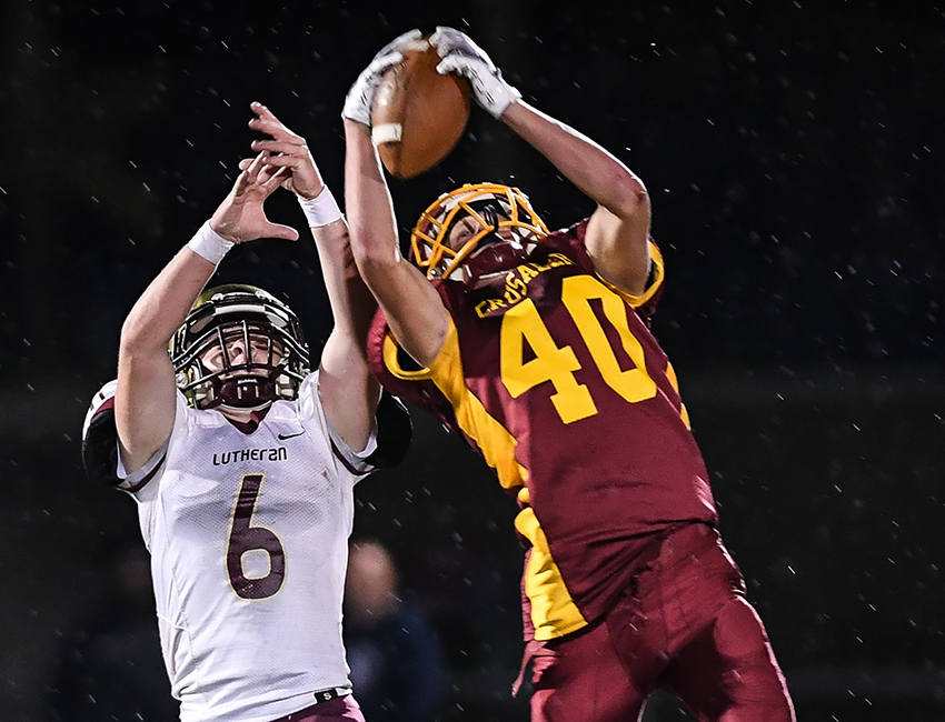 Congrats to @CathedralFBall QB @danny_oneil18 (offense) and @ScecinaFootball's Mason Beriault (defense) on earning All-City POY honors. Full team here via @KyleNeddenriep: indystar.com/story/sports/h…