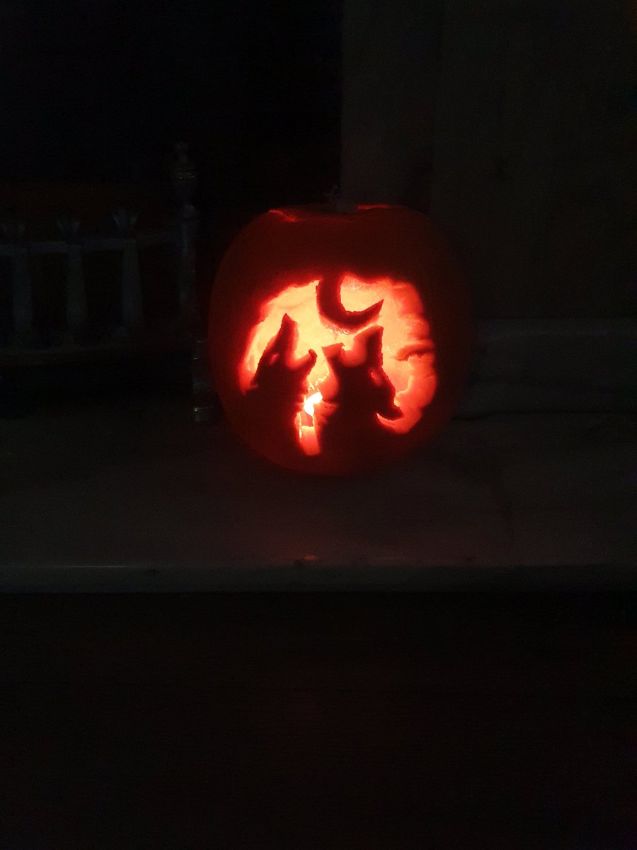 scousemummy4's tweet photo. #Halloween2022 #pumpkin #wolves #spooky (Niamh did a Fab job!!) #schoolholidays @rudstony6  @rudstonprimary https://t.co/VrnsDiMBQf