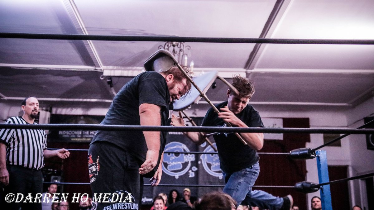 DarrenHoMedia's tweet photo. Due to injury, @MaxwellBensonPW was not cleared to compete which led to @365EddieO issuing a challenge to the @TheMomentaker to a Street Fight with the rest of the members from "The Moment of Truth" and @zal2468 and "Rad Punk" Rad Dad joining the fight.
#365pro #365prowrestling https://t.co/Tkr1CDlX1s