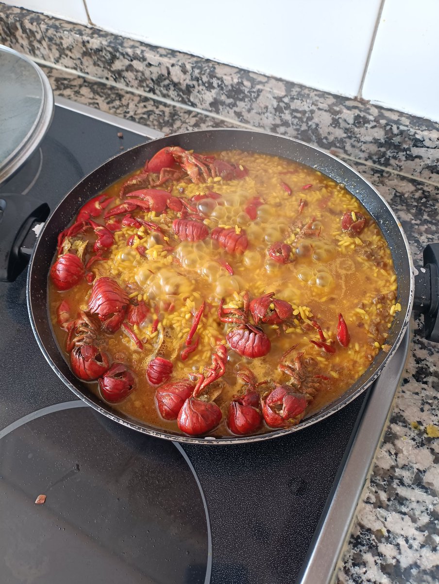 alfredo_cachero's tweet photo. @lavozdeasturias ¿Puen xintase?
Si ye que Si, teo delles idees..... https://t.co/fX6k0j1hpx