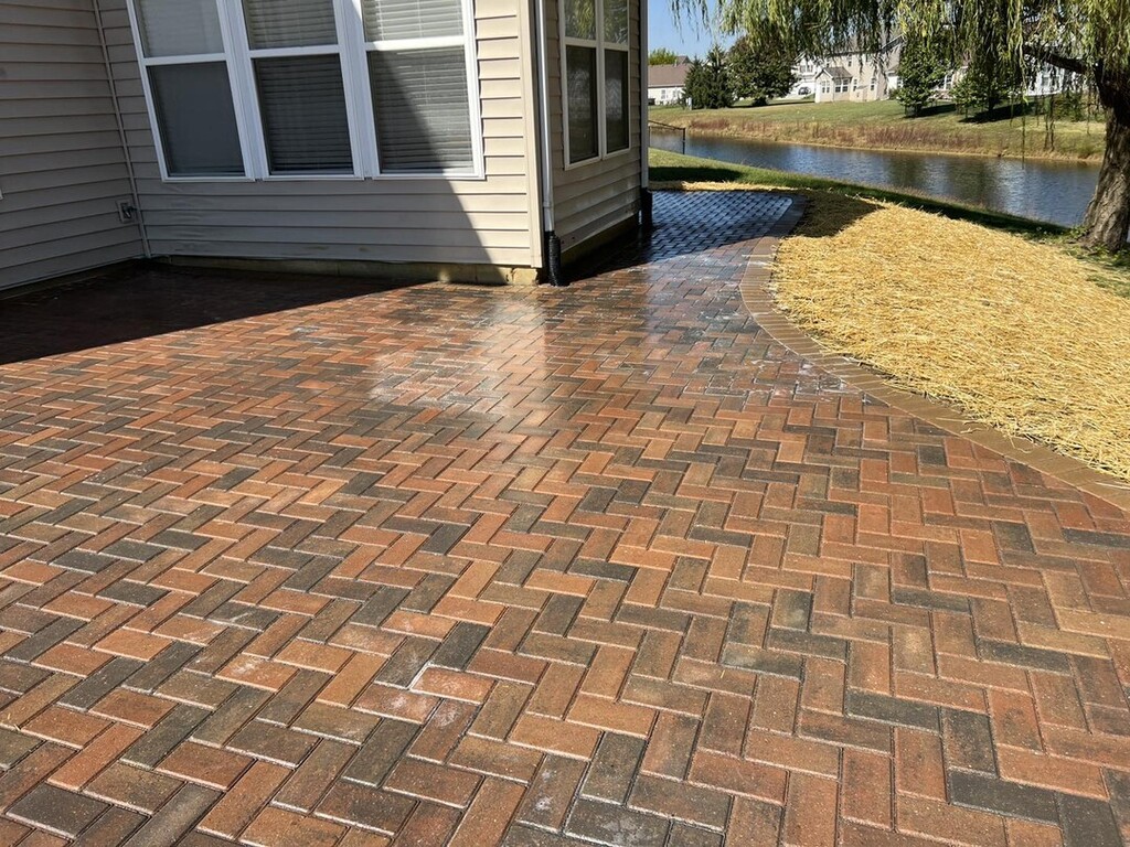 Complete!🤛 #hardscape #pavers #paverpatio #hardscapefactory instagr.am/p/CkGxXntsvzc/