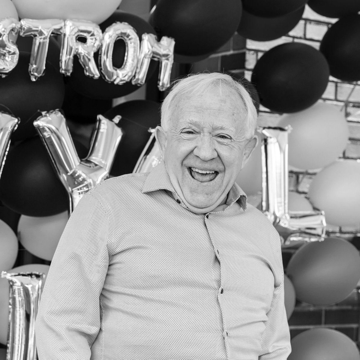 Backstage's tweet photo. Leslie Jordan, best known for his roles in “Will &amp; Grace” + “American Horror Story” and becoming a social media phenomenon with his Instagram videos that brought us all joy in 2020, has died at the age of 67. Jordan was a veteran actor who will be sorely missed. 💔 https://t.co/QY0qPZ7CG4