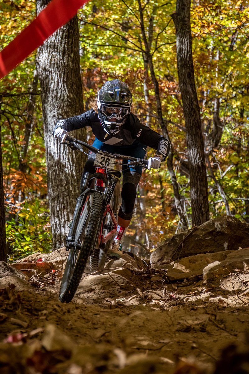 Living the dream 💃🏻🇺🇸♥️ #redSlash #curlsaldente #enduro #northcarolina #rockcreek