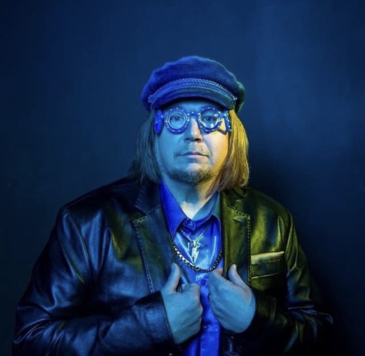 RizingPlaylists's tweet photo. Have you heard @dancallofficial ’s new single “Ship of Fools” ⛵️? 
…Stream it now on the #RockRizingPlaylist 

Listen Here : 🎶🤘: https://t.co/k3um3Uueub

#NewMusic #PopRock  #rockmusic #vibes #rocknroll #rocknrollmusic #fyp https://t.co/ClpqgONVgp