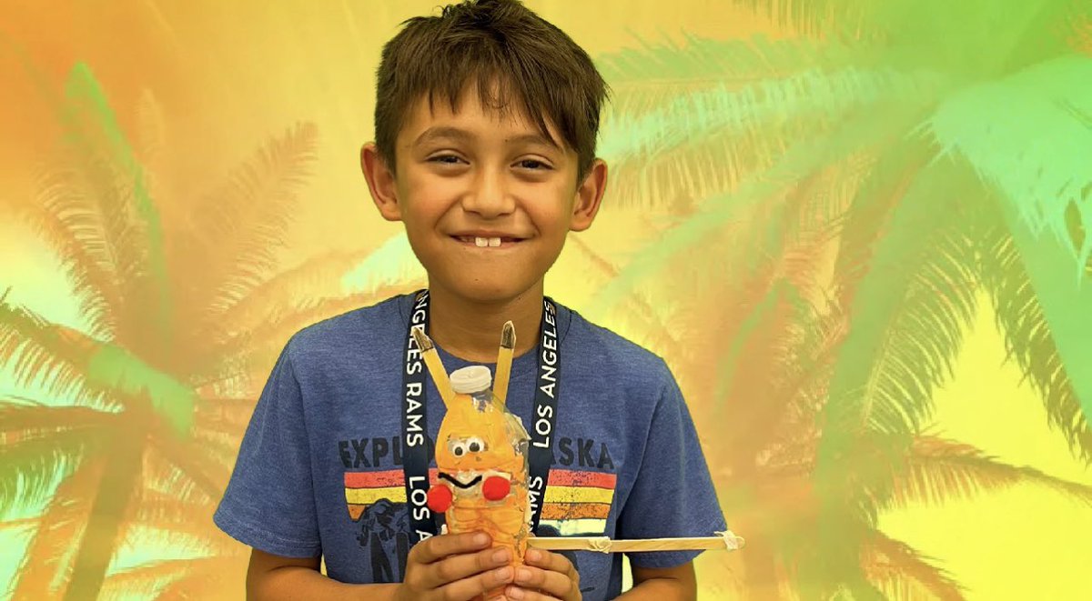 EducatorDuncan's tweet photo. This week, our scholars are working on their video presentations of their Trash to Treasure projects! They are reinventing trash and making it into something new.  @ResedaCOS @vanaldenavees @LASchoolsNW @LASchools https://t.co/SCpeWgmH0n