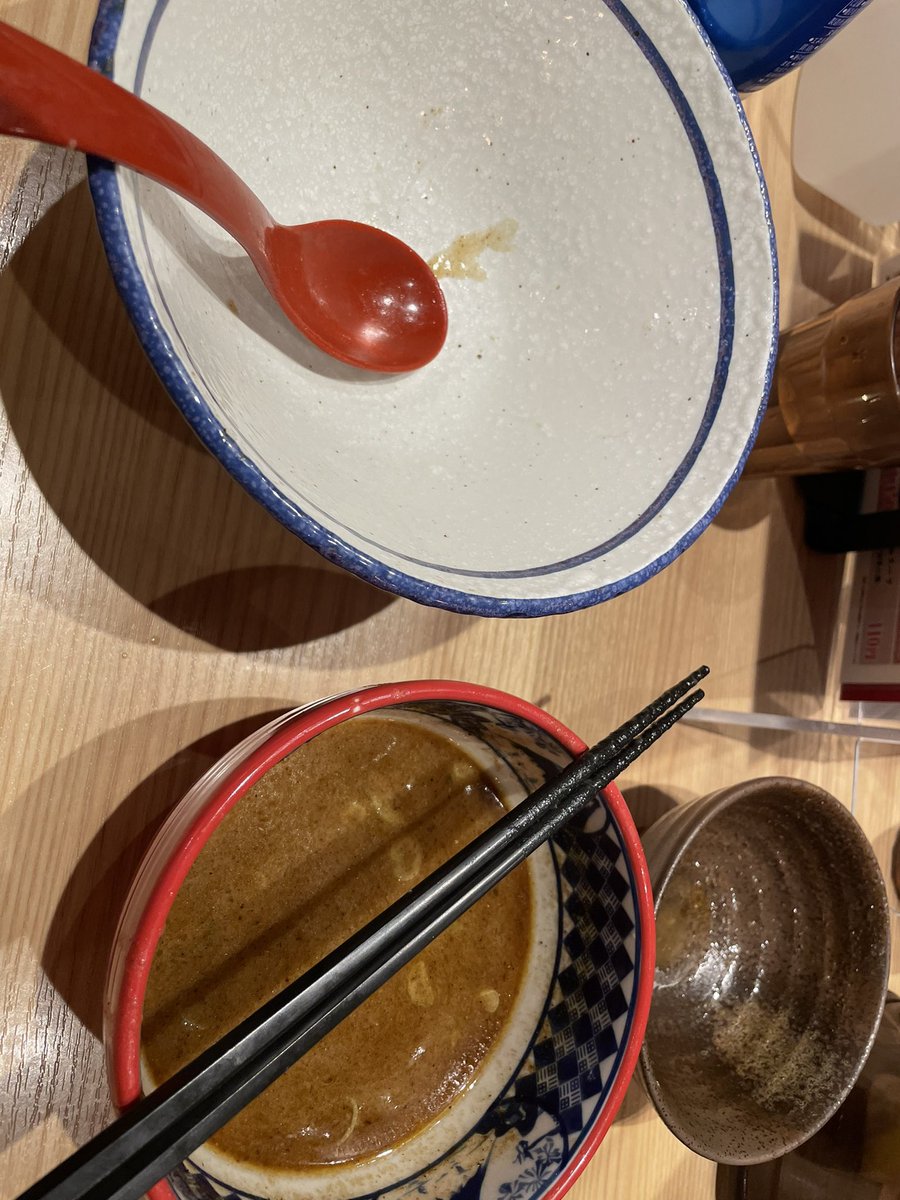 tomaR85215's tweet photo. おはようございます🌞

いろんな層の方とお話しできて、医療技術、知識もそうだけど
様々な人の考えが知れるところ！！

 #鍼灸師の素晴らしいところ祭り
#柔道整復師の素晴らしいところ祭り
#おは戦41025ok 
#1kgのつけ麺は流石に😇 https://t.co/Nhl0tkgVWQ