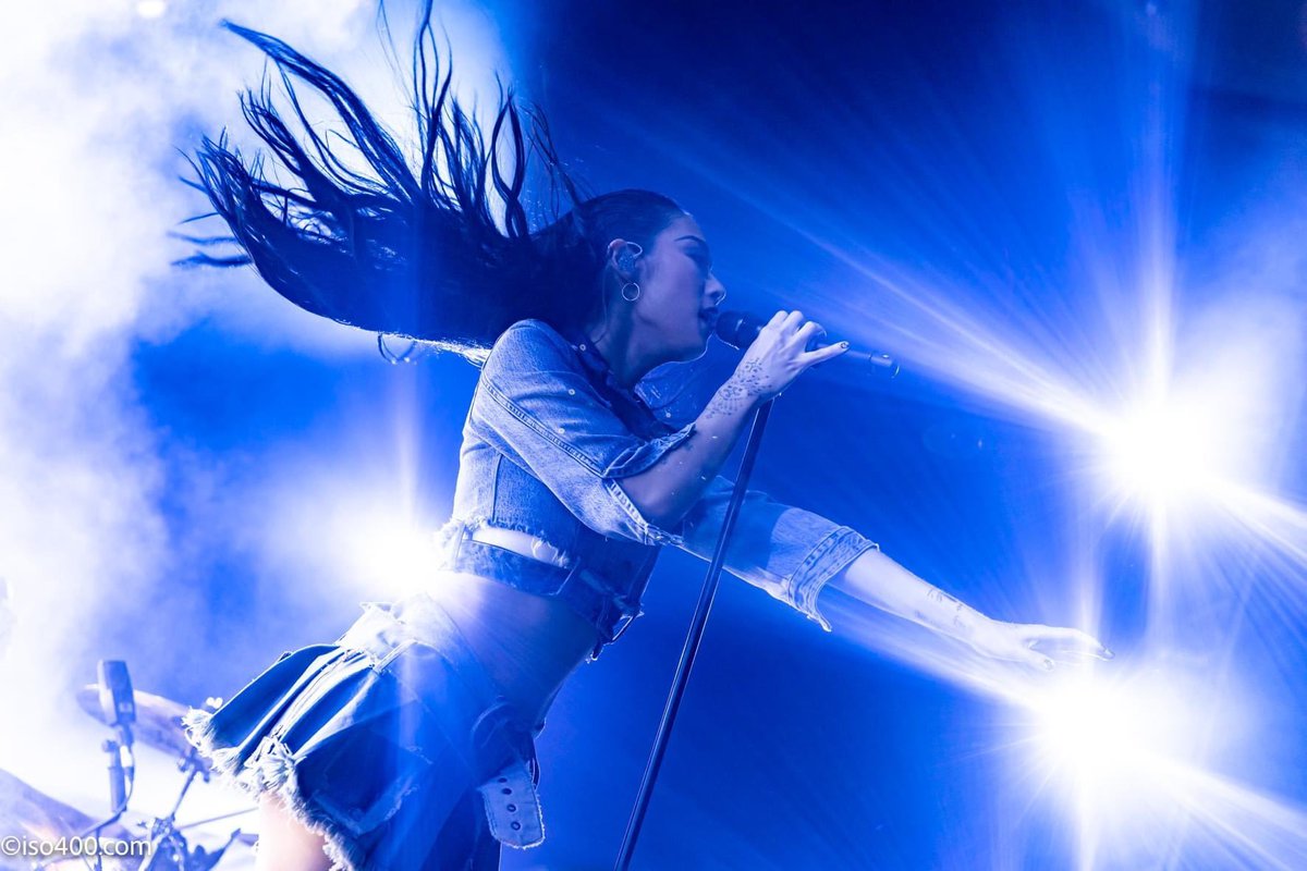 RinaSawaUpdates's tweet photo. Rina Sawayama performing at Hold The Girl tour, Brighton by @iso400photo https://t.co/gjfX38h0wq