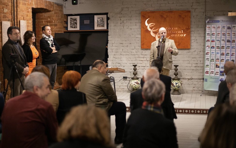 M_CIARS's tweet image. بالتعاون مع/مركز الثقافة الشرقية،في معهد الاستشراق في موسكو، تم (يوم الخميس:٢٠ أكتوبر ٢٠٢٢م) تدشين، كتاب:الراية الحمراء في المشرق العربي.
•بمشاركة نخبة من المستعربين الروس والمثقفين العرب، وحضور/يلينا مولكميان، زوجة المؤلف الراحل/كوساتش.
@drmajedat
@RusEmb_KSA
@KSAembassy_RUS