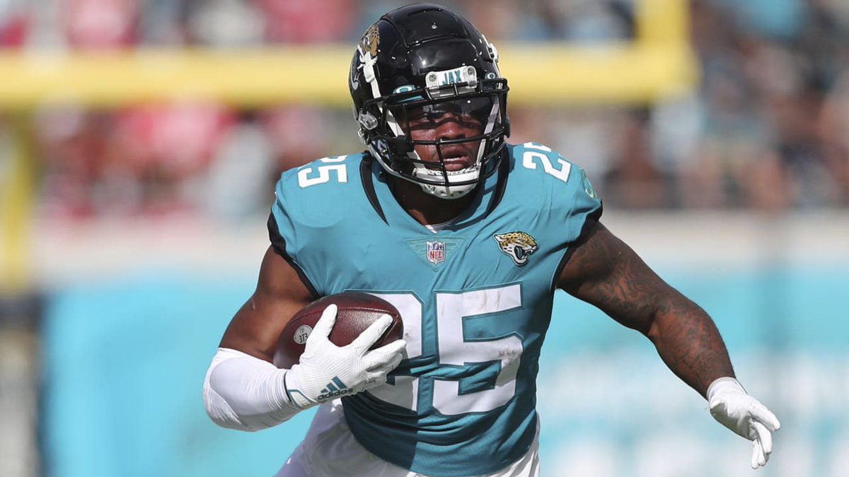 loscomebanco's tweet photo. 🔁 Trade Alert 🔁
Los @nyjets adquieren al RB de los @Jaguars, James Robinson.
#sportsruspodcast #fantasycorner #fantasyfootball #newyorkjets #jacksonvillejaguars #jamesrobinson https://t.co/KNnrp9wXIe