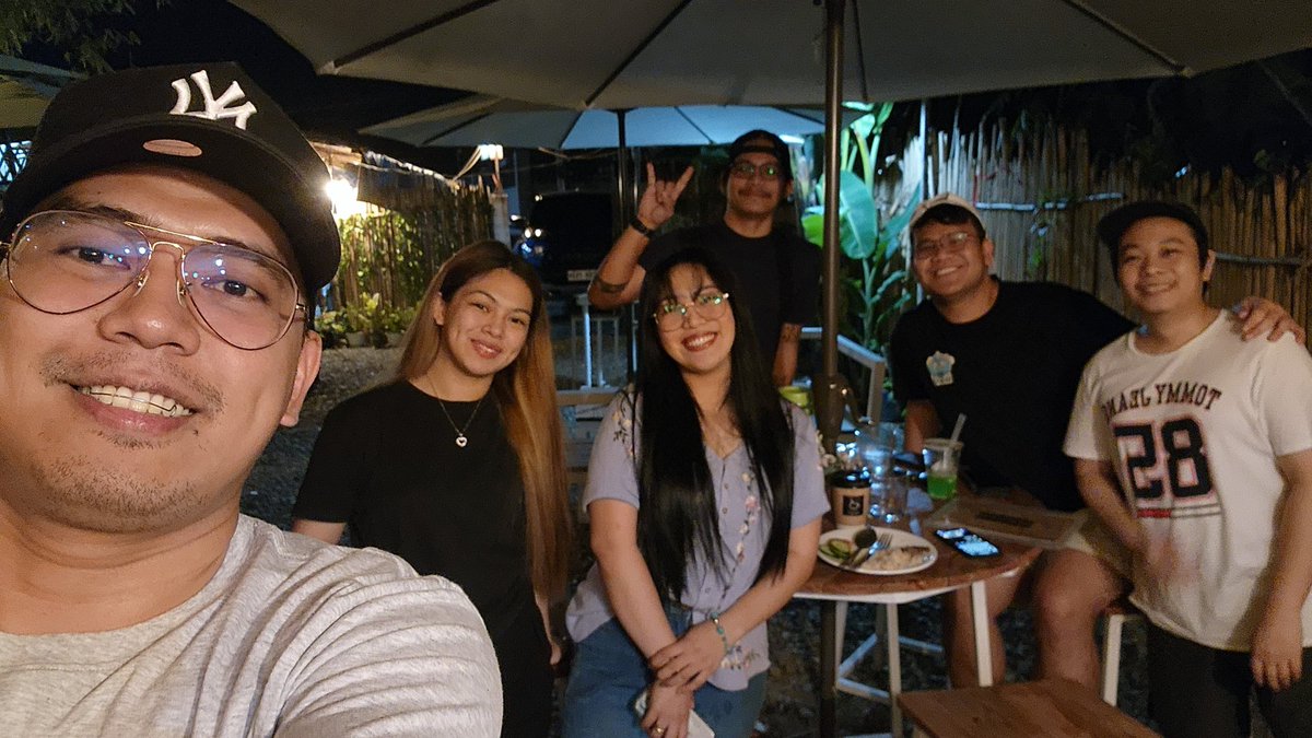 kookoocryptotv's tweet photo. Yesterday, I decided to visit some of our Community members who's able to start their business because of @AxieInfinity. It was a fun experience and very memorable! π
If you want to hear their stories, make sure to follow & subscribe.π
#Kooks2go #SalamatAxie #web3gamingph π΅π https://t.co/m08OmNzqzU
