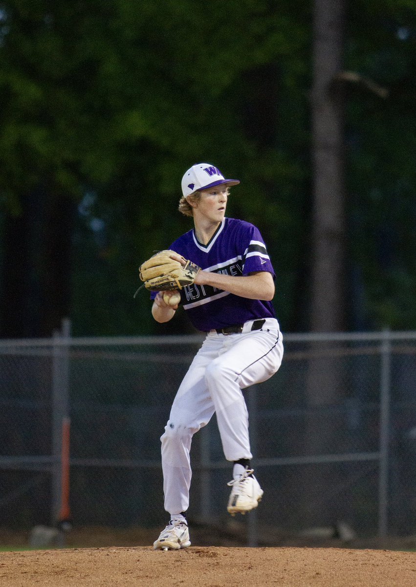WAHS_Baseball's tweet photo. Congrats to our own 2024 P/MIF Zach Russell on his commitment to play baseball and further his academic career at the University of South Carolina! We are very proud of you and so excited for what your future holds! 
#WAproud #4fipps #relentless @zachruss1414 @GamecockBasebll https://t.co/CKVN90qCOY