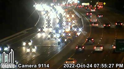 NewsRadioTO's tweet image. SB Don Valley Parkway at Lawrence - there's a crash blocking the left lane #SBDVP.