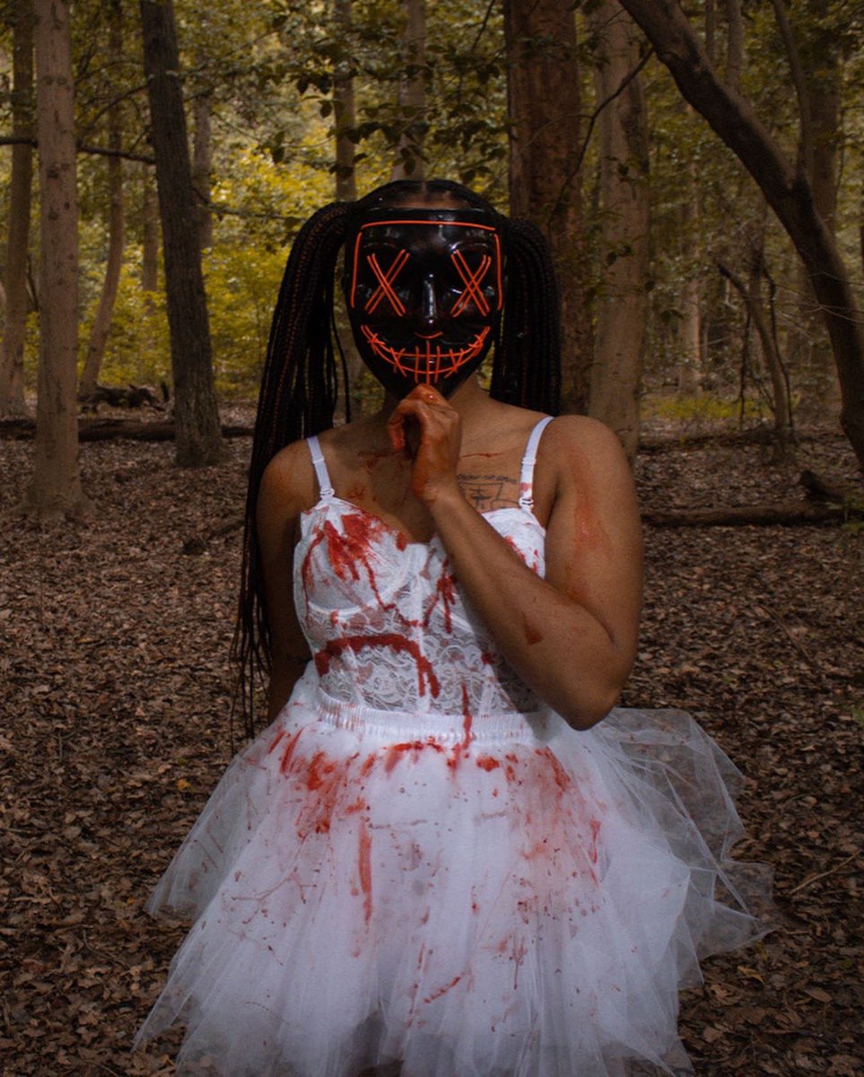 KweenPickle's tweet photo. KweenPicklePhotography |IG
“CAMPSITE 14”
#Halloween #purge #cosplay https://t.co/ZNQFsrNe4l