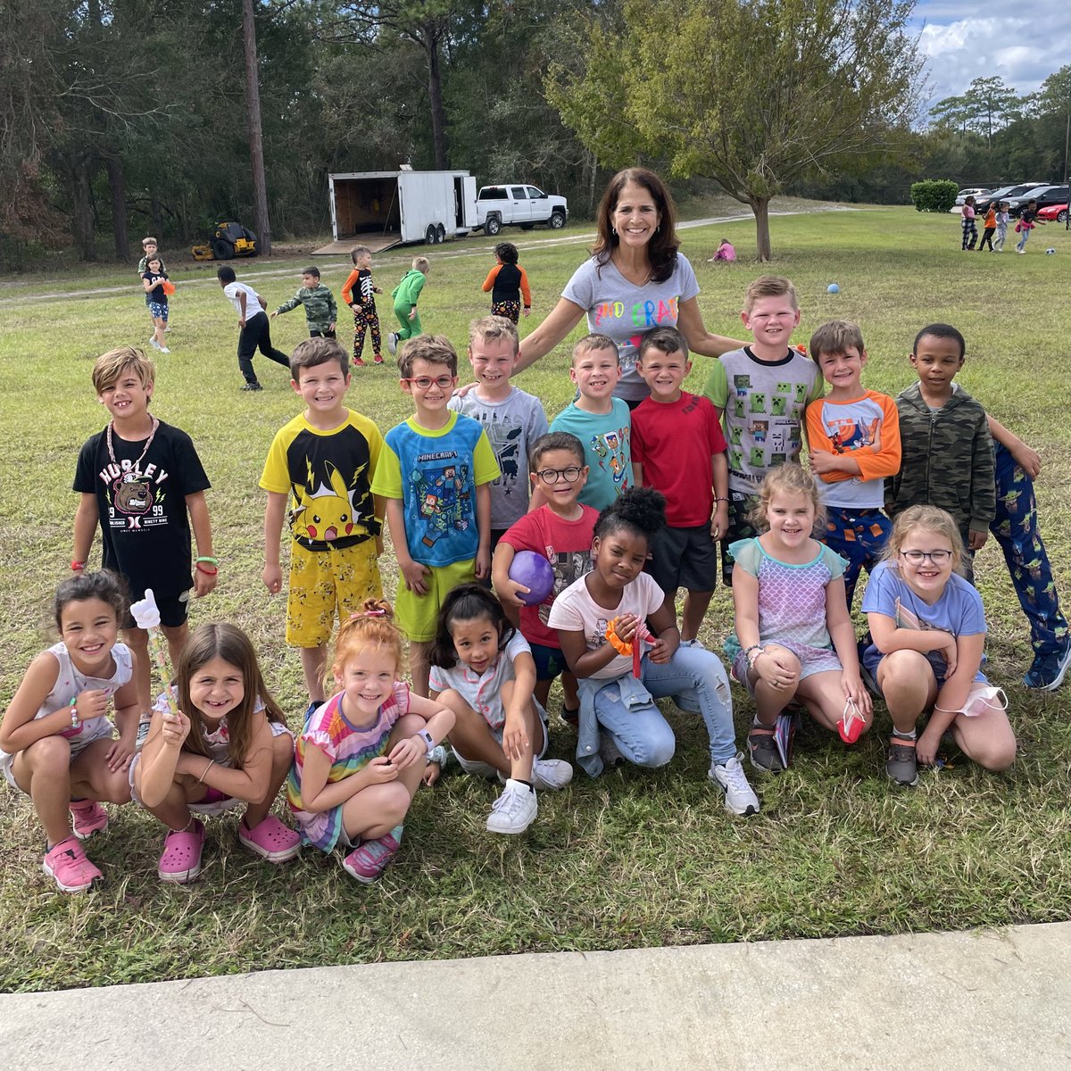 FreedomVolusia's tweet photo. Freedom is proud to wake up drug free! Happy Red Ribbon Week! ❤️ https://t.co/ym0nHfrNLy