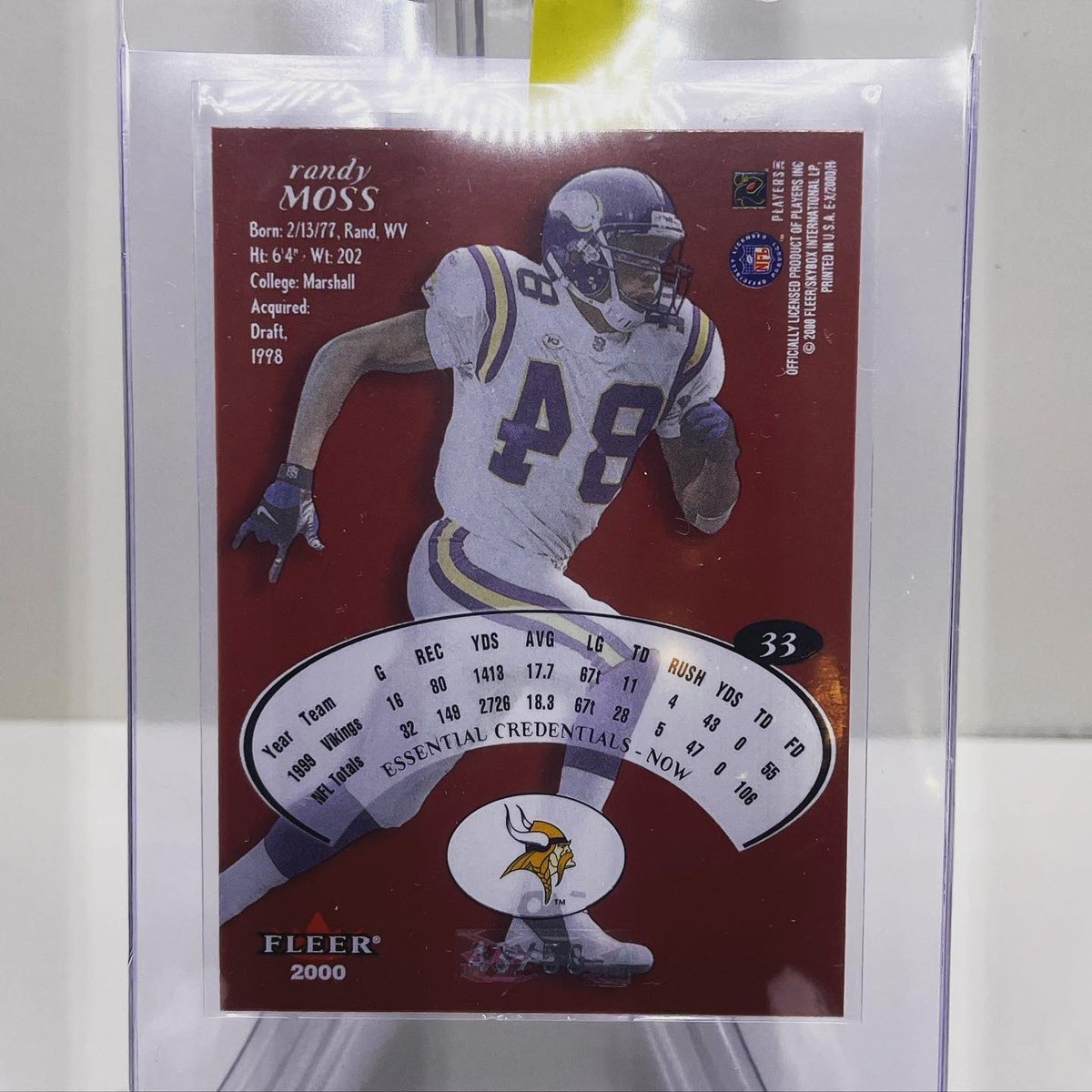 planet_fatness's tweet photo. Happily adding my first Moss credentials to the grading pile ๐๐ป
2000 Fleer E-X Randy Moss Essential Credentials Now /50
#essentialcredentials #randymoss #yougotmossed #whodoyoucollect #thehobby https://t.co/8qDh564IJi