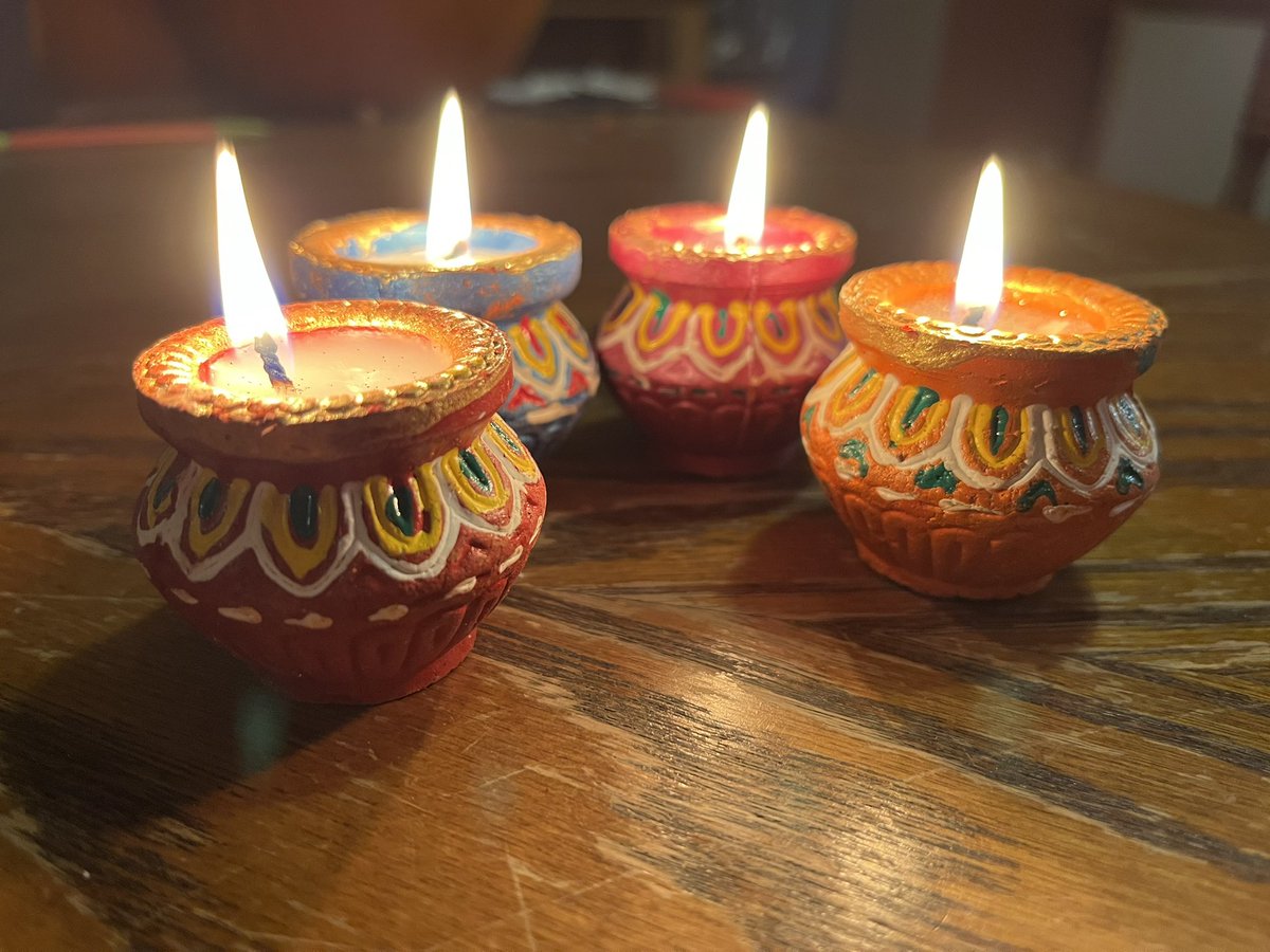 PullmanODS's tweet photo. What a kind gift from a student. Happy Diwali to all who celebrate! 😊 https://t.co/jLfsf2ILiz