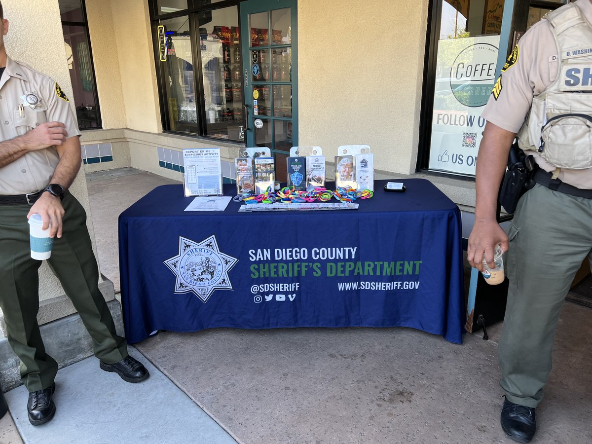 Thank you to everyone that joined us for some delicious coffee last Friday morning at Coffee Corner! We love interacting with a community we are so proud to serve! #SDSD #SDSheriff #coffeecorner #santee #community #LawEnforcement 🚔☕