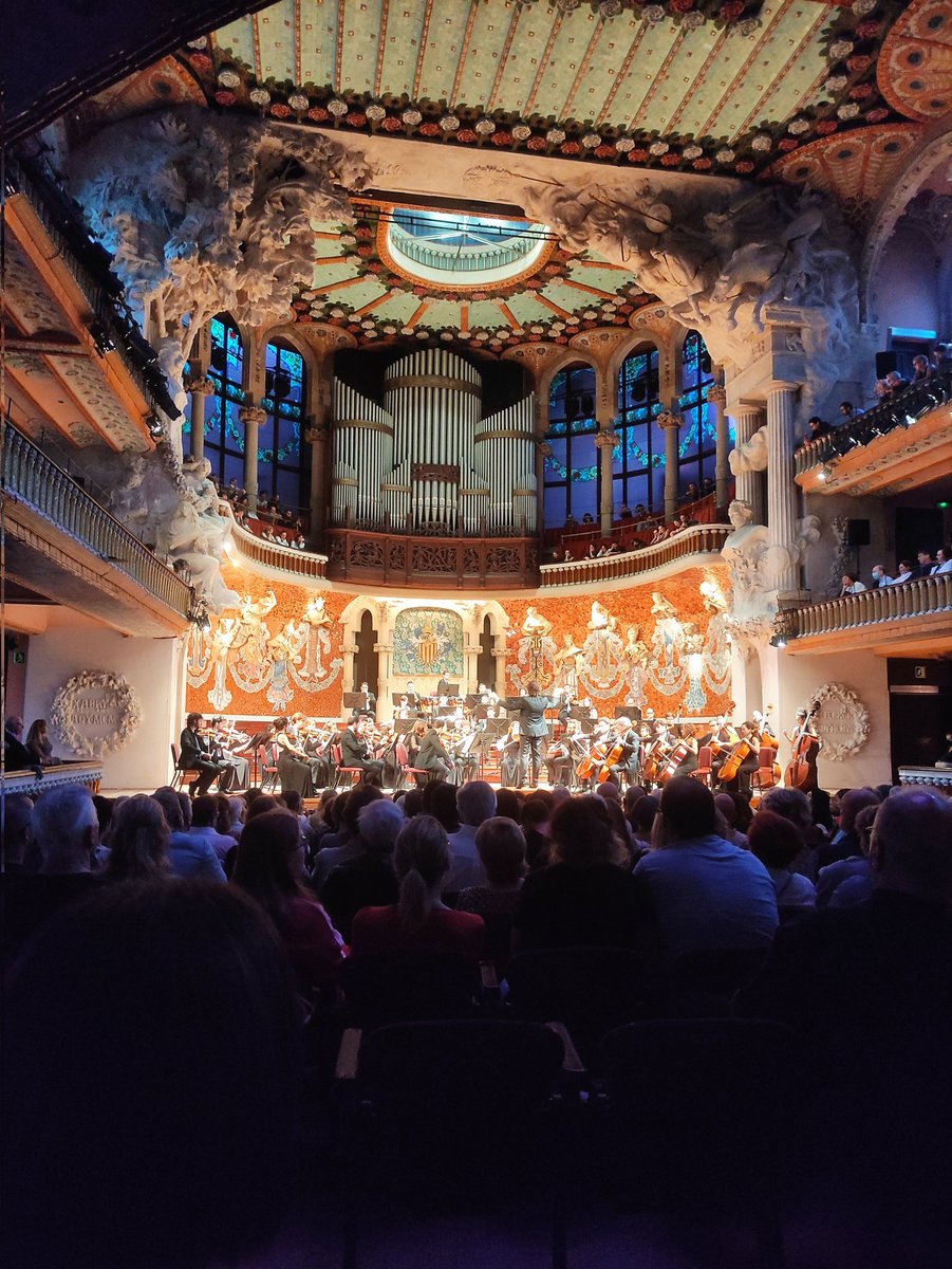 gilbert_bernado's tweet photo. Cap de setmana musicalment molt intens escoltant l'@obc amb Vilde Frang i @Sandramonfort__ a l'@auditoribcn i la @fschubertfilh i #DaCamera al @palaumusicacat. Quina gran sort! https://t.co/RTeRwilxI9