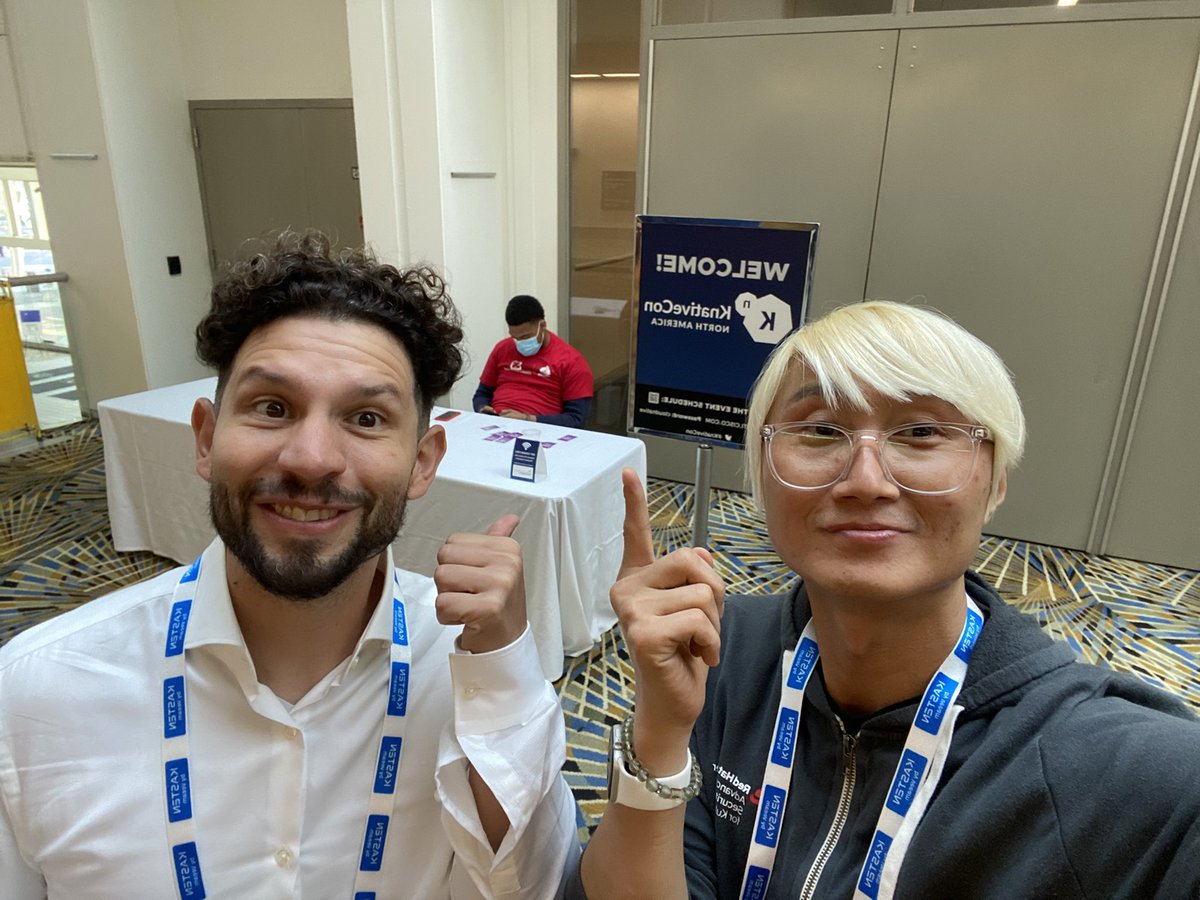 danieloh30's tweet photo. We’re here together at #KnativeCon #KubeConNA @salaboy https://t.co/QtxlLmS3Kx