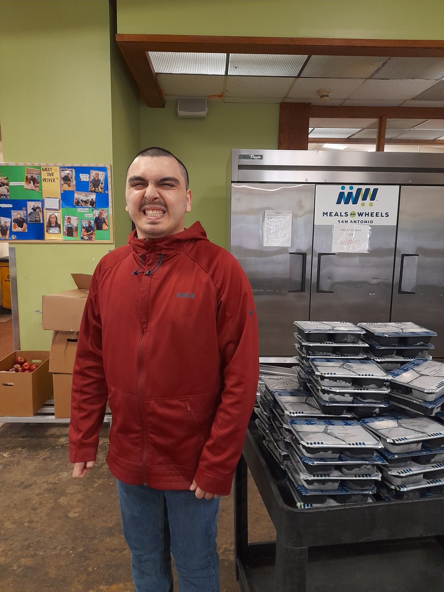 NISD_Tim_Shuff's tweet photo. Dropping off meals just in time for lunch with Meals on Wheels @mowsatx  @NISDReddix @NISDSpecialEd https://t.co/WwZCvd3OfT