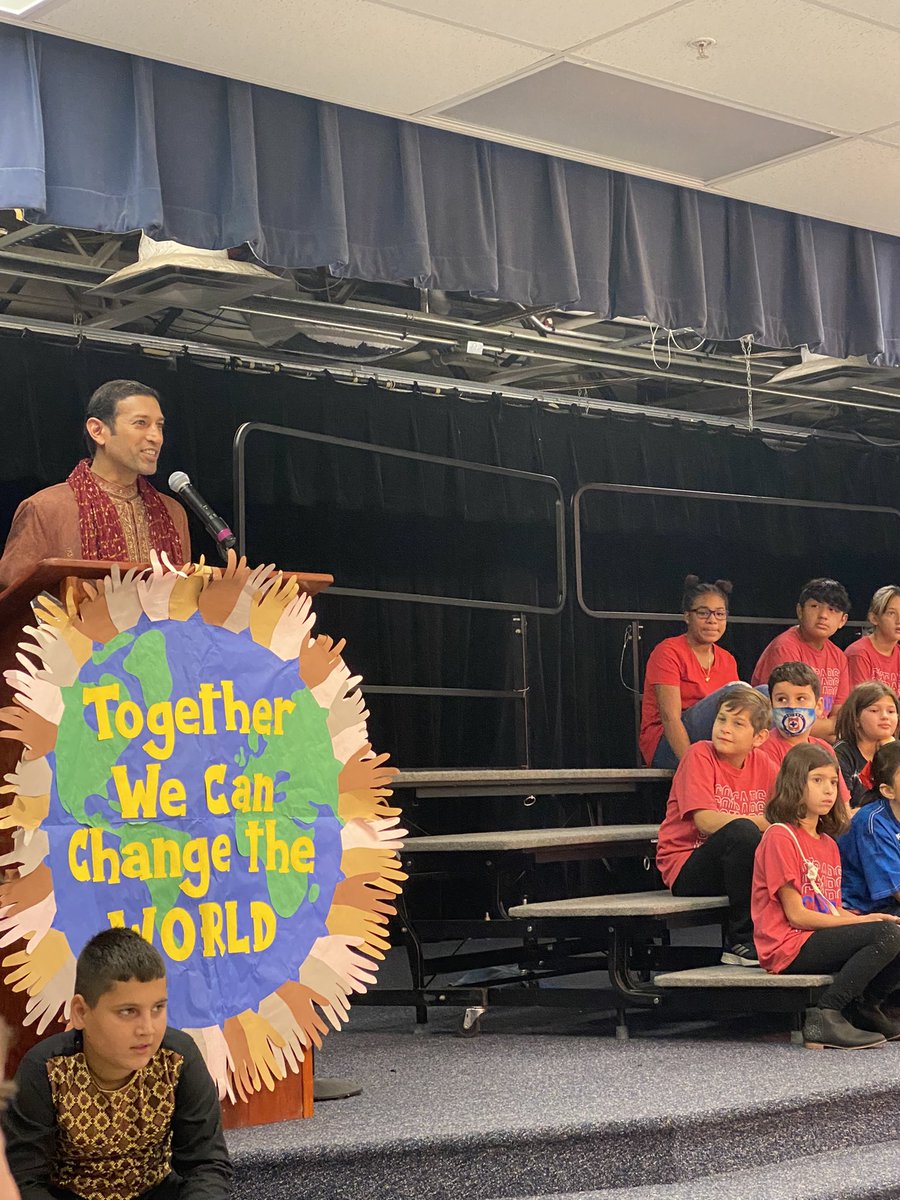 NISDElemSS's tweet photo. Parade of Nations is an amazing event that takes place at Colonies North Elementary where students celebrate where they are from, their cultures, and diversity in the community. What a beautiful parade! @NISDCNE #NISDSSIgnited https://t.co/OdpeI0pjCn