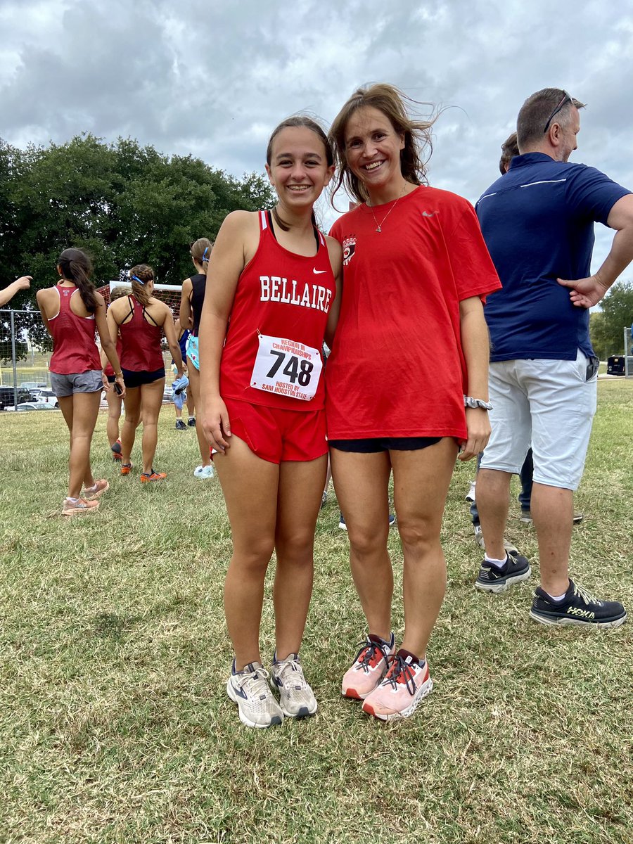 Quite the windy day at the region 3 cross country meet! So proud of Allie and her teammates for a strong showing— and two <a href="/RunninCards/">Bellaire XC/Track&Field</a> advanced to the state meet! 🏃🏽‍♀️🏃🏽