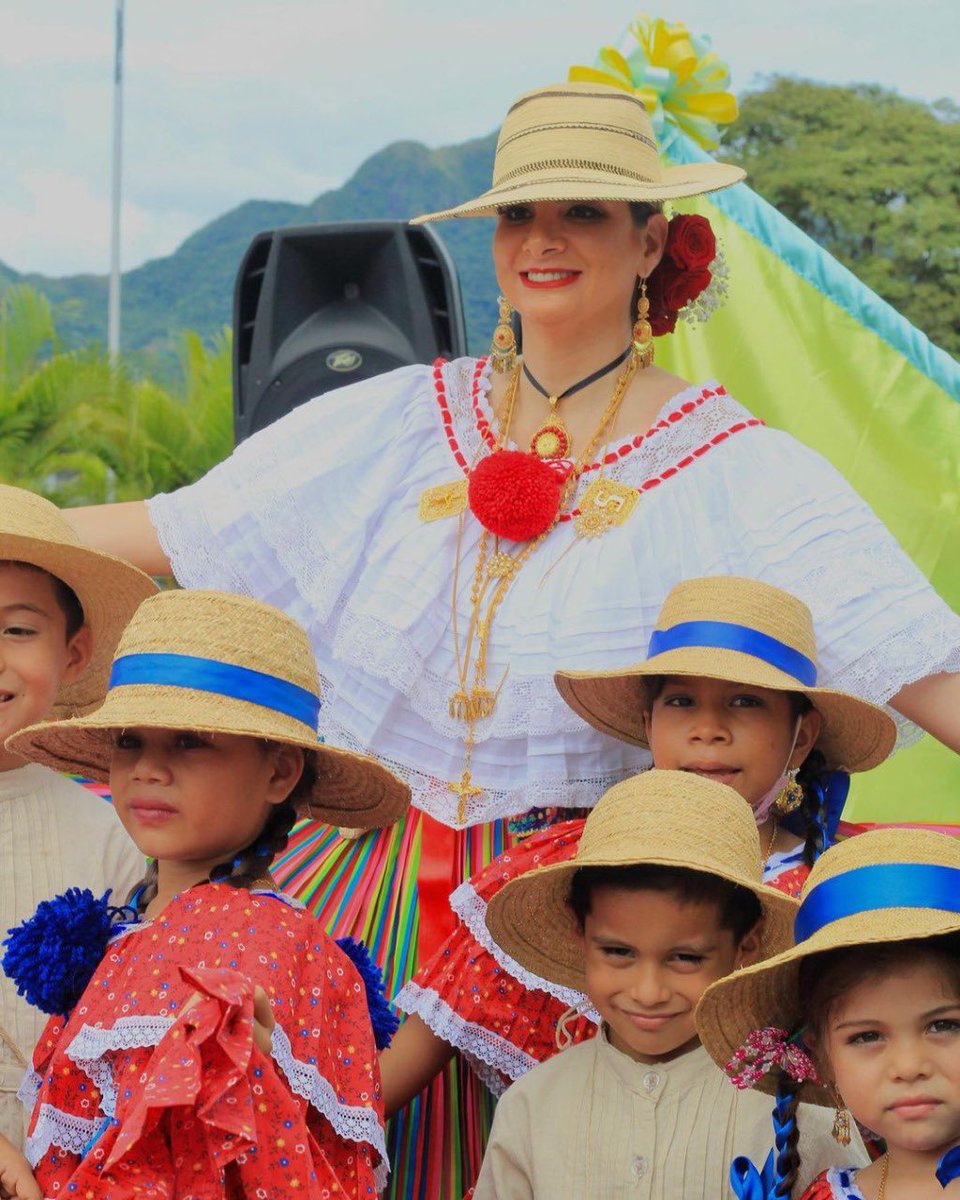 Paula Maria González tweet media