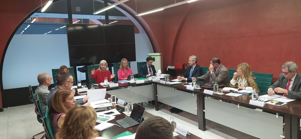 Patricia del Pozo tweet media