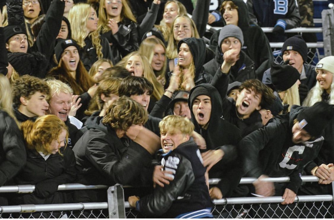 ⚠️PLAYOFF FOOTBALL TIME⚠️ OUR 3 SEED BENGALS TAKE ON THE CAKE EATERS 🤮🤮🤮 FRIDAY NIGHT <a href="/7PM/">Huong Le</a> <a href="/HOME/">Geneia@home</a> 😈 THEME WILL BE 🏴‍☠️🏴‍☠️BLACK OUT🏴‍☠️🏴‍☠️ BE THERE AND GET LIT‼️