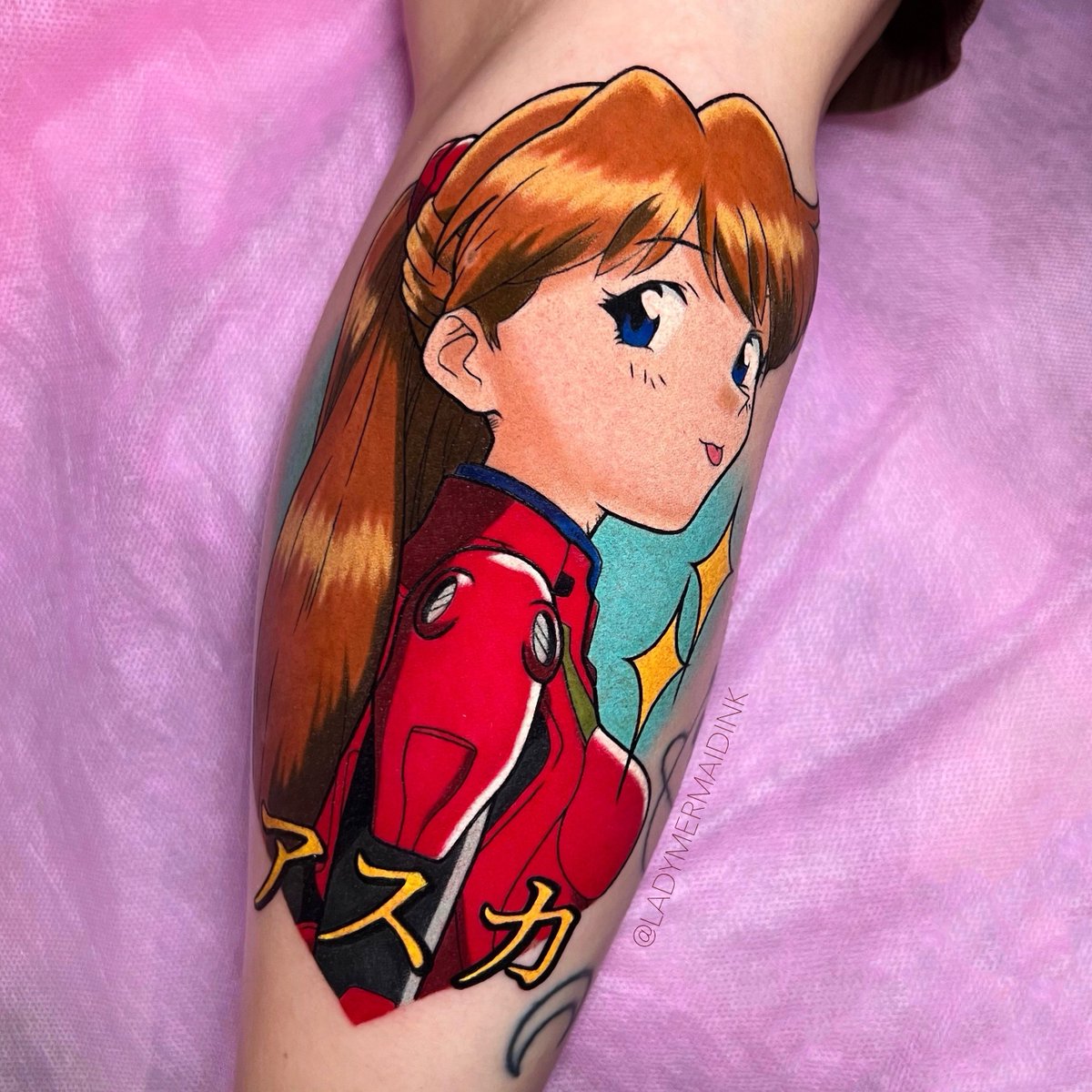 thiiis one took many hours but im so happy about how it came out 🫣❤️ first day of milan tattoo convention!