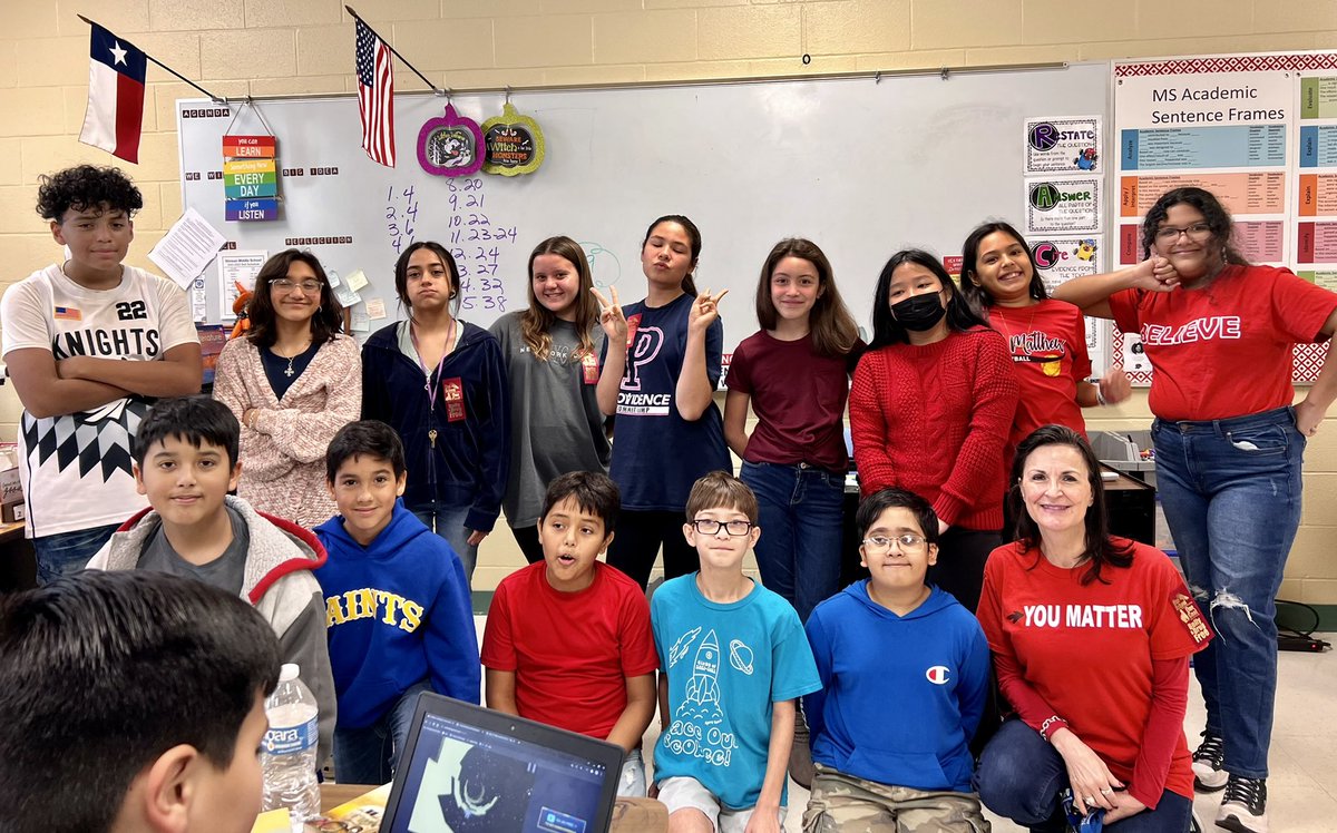 #RedRibbonWeek 📌 #proudtobedrugfree 🚫 #APStin ✨ #SkyhawkPride 💙💚 #imsogladwehadthistimetogether ⏳