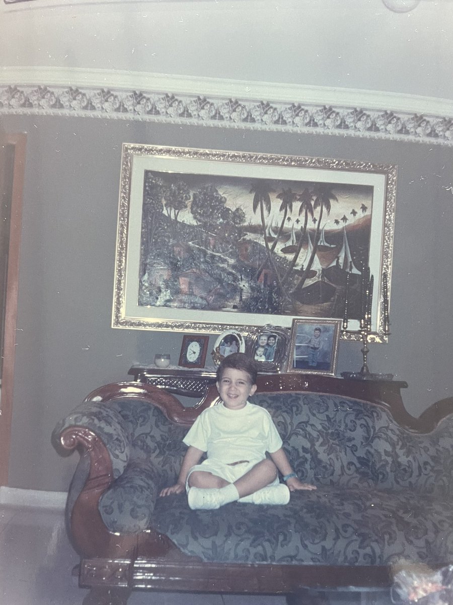 samirradichemas's tweet photo. Acepto el reto de la #SemanaDeLaPrimeraInfancia Fui un niño con muchísima energía, hablaba demasiado y hacía amigos en cualquier lado. Y si, hoy en día sigo hablando mucho pero en nombre de los que no tienen voz.🗣️

Gracias por retarme. Reto a @MonyHdezUcros y @BarriosLeyton_ 👊🏻 https://t.co/SWnhAfr6ei
