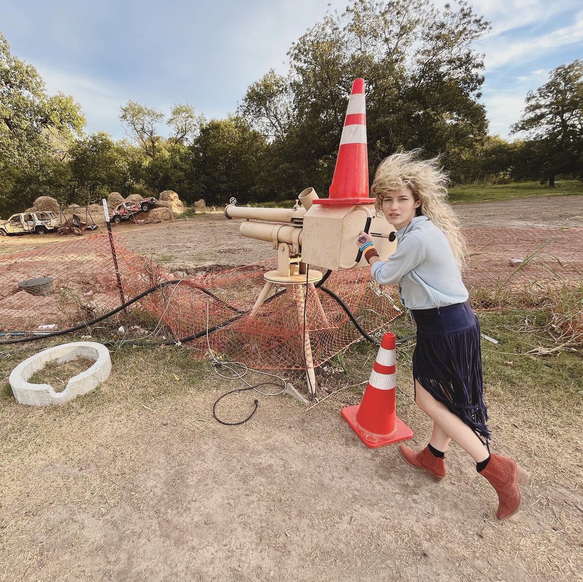 TARAKA (@taraka_official) on Twitter photo playing the kickoff party for <a href="/LEVITATION/">LEVITATION</a> fest in Austin at The 13th Floor w/ <a href="/BlandChristian/">Christian Bland</a> & @luxurytelevision this weds at 8pm.
also, found a cannon that only shoots apples… target practice for forbidden knowledge playing the kickoff party for <a href="/LEVITATION/">LEVITATION</a> fest in Austin at The 13th Floor w/ <a href="/BlandChristian/">Christian Bland</a> & @luxurytelevision this weds at 8pm.
also, found a cannon that only shoots apples… target practice for forbidden knowledge