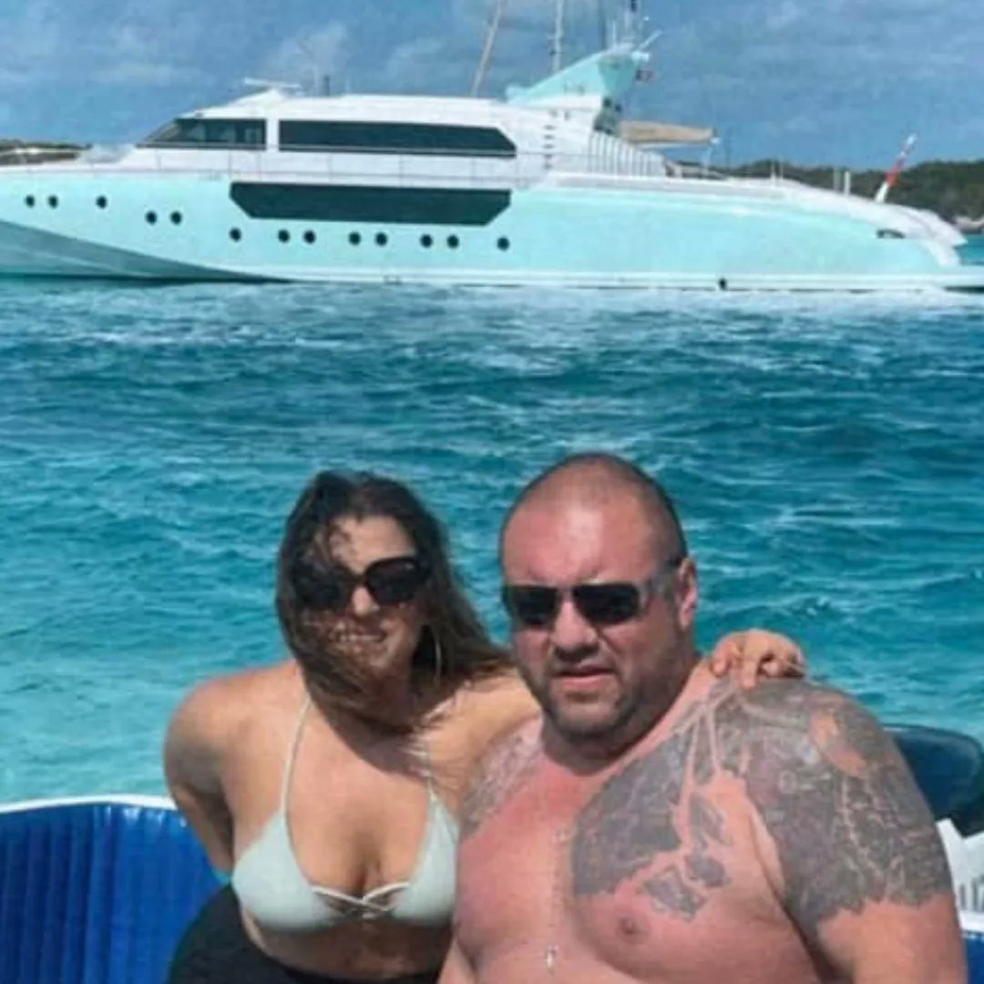 Eddie_Insurance's tweet photo. Productivity also looks like this. Remember to work, rest and always enjoy. #bahamas #vacation #productivity #insuranceguy https://t.co/N0c5iWmGXe