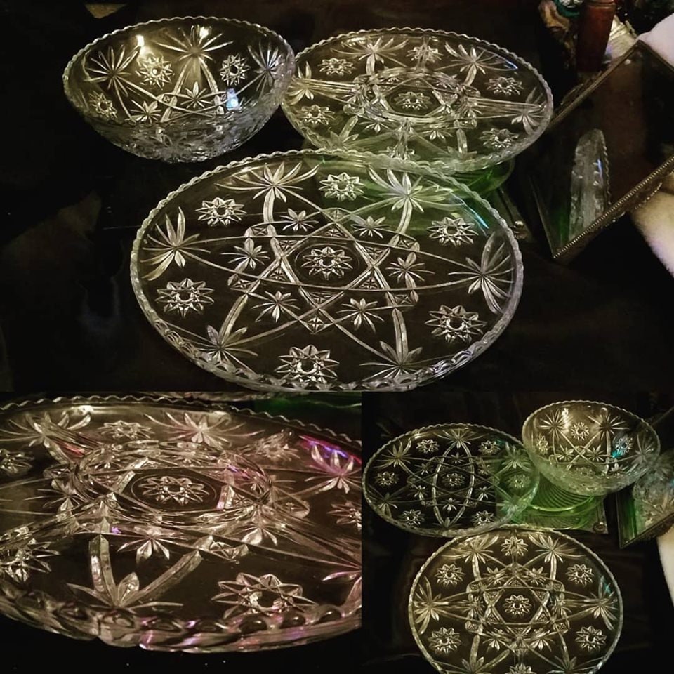 #etsy shop:EAPC Star of David,Trays,Bowl etsy.me/3f0q3aR #EAPC #Dividedtray #glasstray #anchorhocking #fireking #starofdavid #bowl #servingbowl #largeservingtray #largebowl #earlyamerican #prescutglass #cakeplate #relishtray #artglass #midcentury #hannukah #art