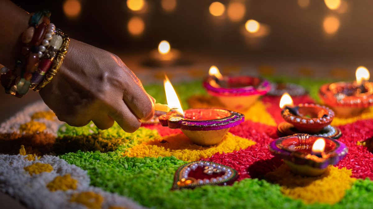 CusdEquity's tweet photo. CUSD recognizes Diwali, the festival of light.
Diwali, is one of the most important festivals in Hinduism. The holiday also has significance for Sikhs and Jains, and is celebrated not just in India, but in Nepal, Malaysia, Singapore and other countries with South Asian diasporas. https://t.co/8dVd8s4mw2