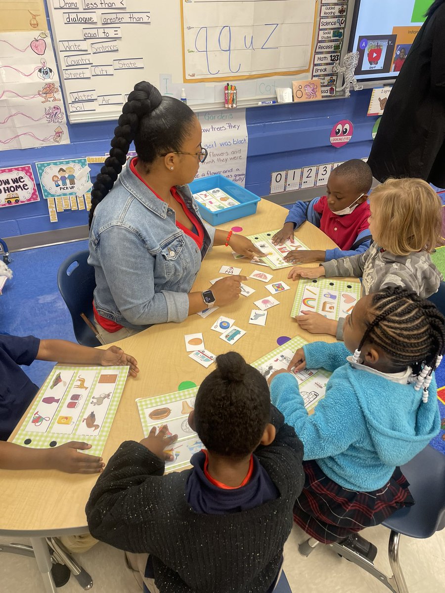 drkalag's tweet photo. It’s great to spend time in classrrooms @apsBAMOAcademy #APSNextLevel #JMC #NewEyes @Robinviews @AP_Holloman @Selenaflorence @PrejeanHarris @WilhelminaRegi3 @DrLisaHerring @apsupdate @MattSmithEdLD https://t.co/s1x1osUESM